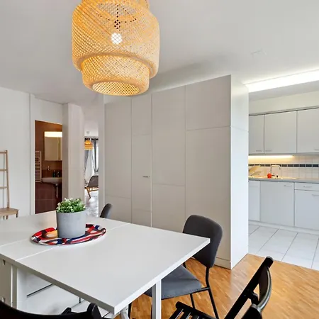 Spacious Hoting Apartman