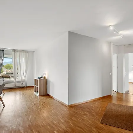 Spacious Hoting *