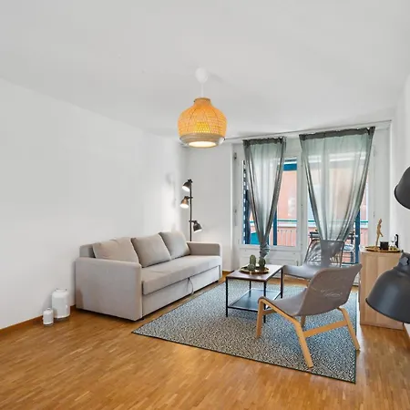 Апартаменти Spacious Hoting Цюрих