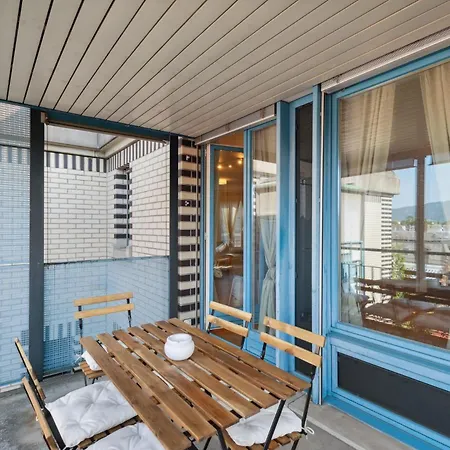 Апартаменти Spacious Hoting *