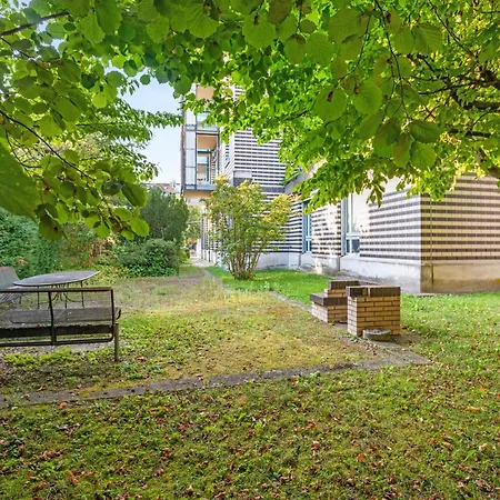Spacious Hoting Apartman