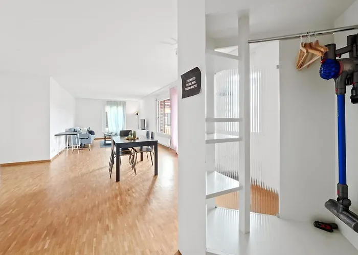 Апартаменти Spacious Hoting Цюрих