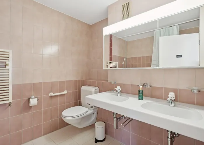 Spacious Hoting Апартаменти Цюрих