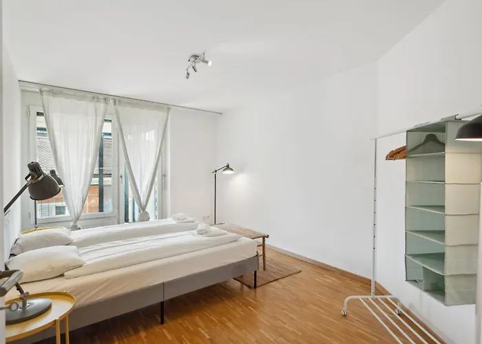 Spacious Hoting Цюрих