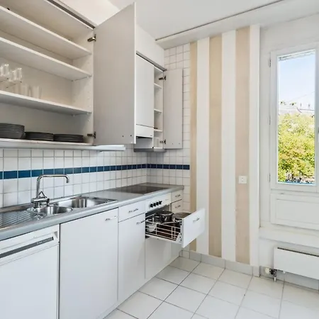 Spacious Hoting Zurich