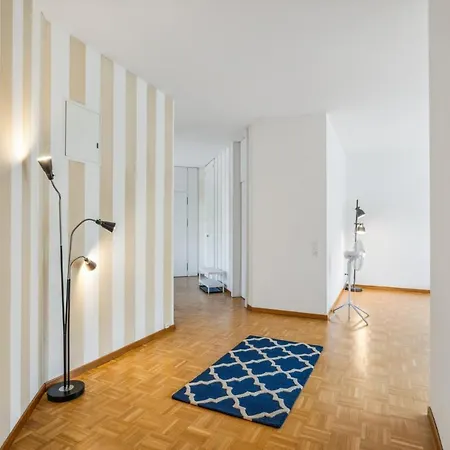 Spacious Hoting * Zurique
