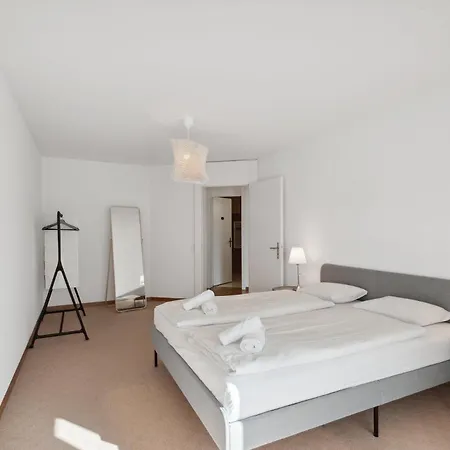 Spacious Hoting Апартаменты *