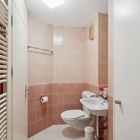 Spacious Hoting ציריך