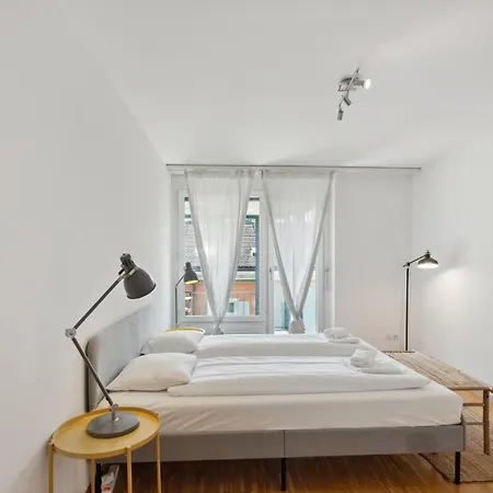 Spacious Hoting Апартаменты *