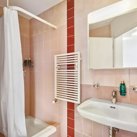 Spacious Hoting Apartament