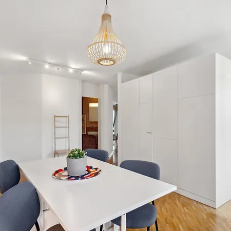 Spacious Hoting * Zurich