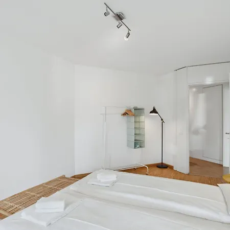 Spacious Hoting Apartament